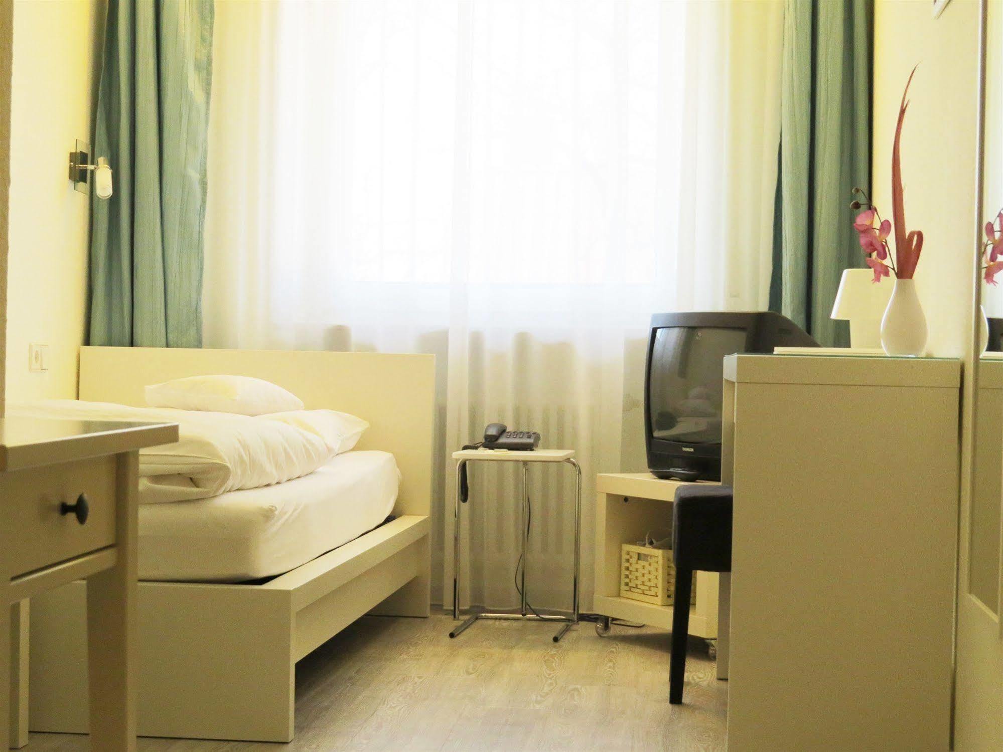 Hotel & Restaurant Die Linde Wangen  Екстер'єр фото